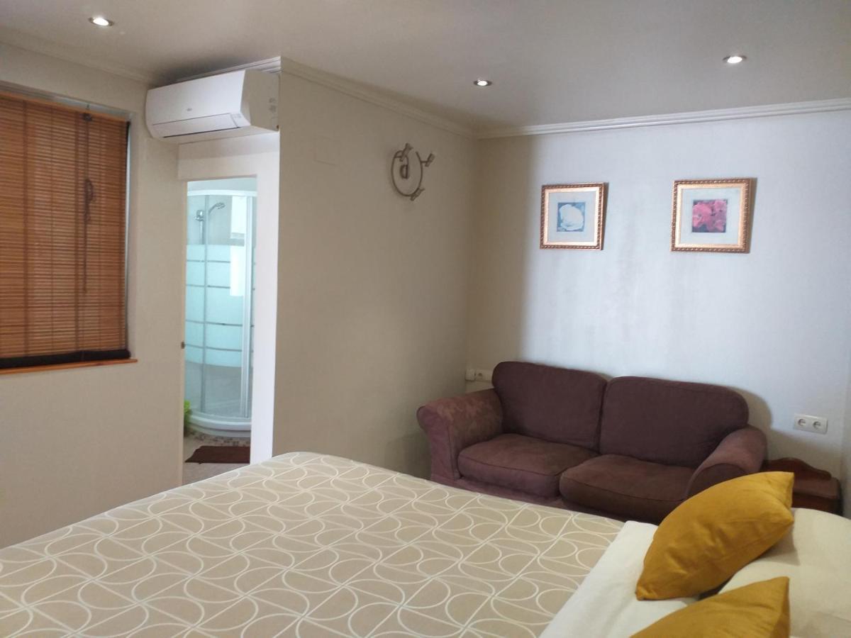 Malaga Ensuites City Centre Kültér fotó